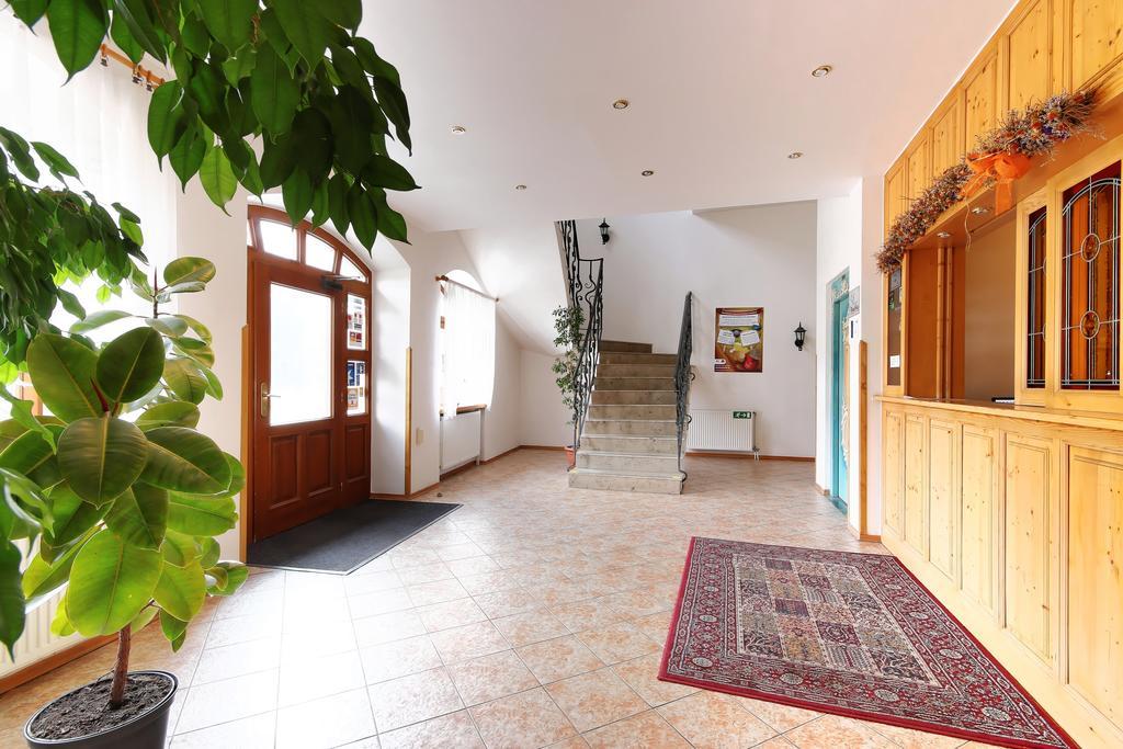 Stara Skola Hotel